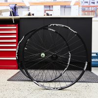 Flow Ex3 On Hope Pro 5 Mtb Wheels