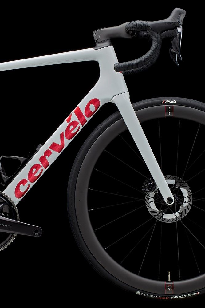 2026 Cervelo Caledonia-5 Ultegra DI2 Vanilla/Cherry