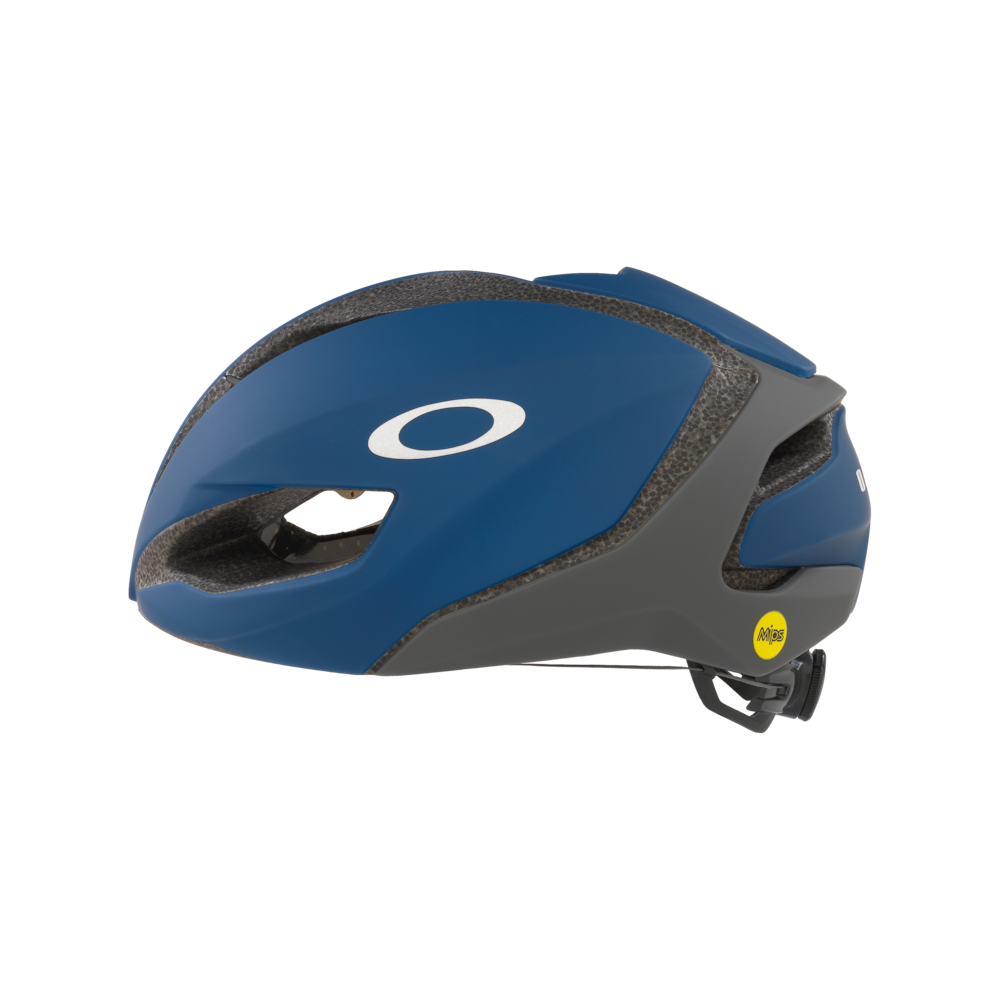 Oakley ARO5  Road Helmet
